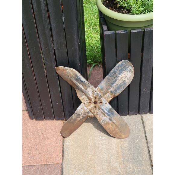 Vintage Old Tractor Fan Blade 17-3/4" Primitive Farmhouse Decor - Picture 3 of 4